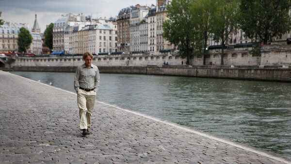 Кадр из фильма Вуди Аллена Полночь в Париже