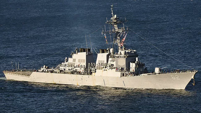 Эсминец ВМС США Фицжеральд. Архивное фото