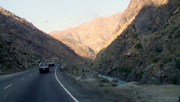 Дорога в Афганистане. Архивное фото