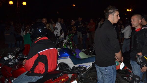 Массовая антицыганская акция протеста в Софии завершилась под рев моторов байкерских мотоциклов