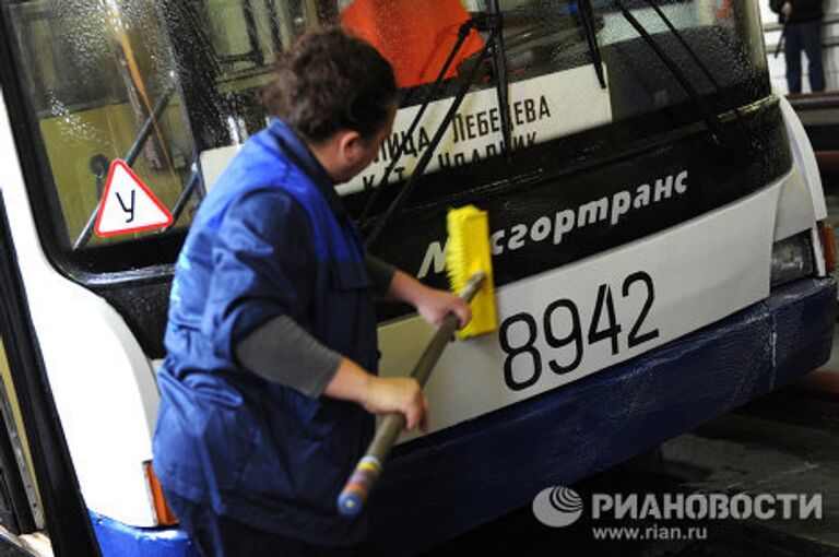 Подготовка подвижного состава ГУП Мосгортранс к осенне-зимнему периоду Подготовка подвижного состава ГУП Мосгортранс к осенне-зимнему периоду