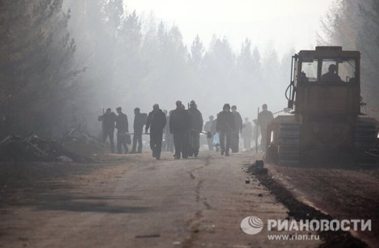 Тушение пожаров в лесной зоне в черте города Братска