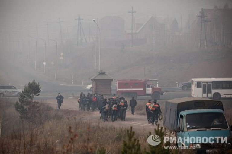 Тушение пожаров в лесной зоне в черте города Братска