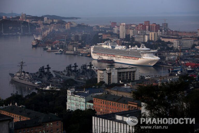 Прибытие океанского суперлайнера Diamond Princess во Владивосток