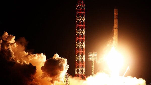 Запуск ракеты-носителя Зенит-2SБ с разгонным блоком ДМ-SLБ и американским телекоммуникационным спутником Intelsat 18