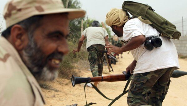 Сторонники ПНС Ливии в боях за город Сирт