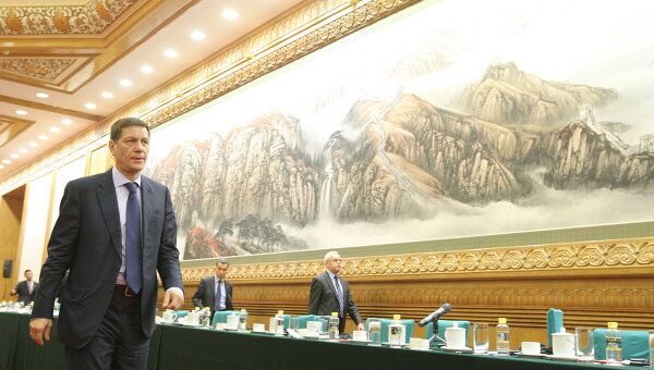 Вице-премьер РФ А.Жуков на заседании межправительственной комиссии России и Китая