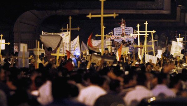 Участники беспорядков в Каире предстанут перед военным трибуналом