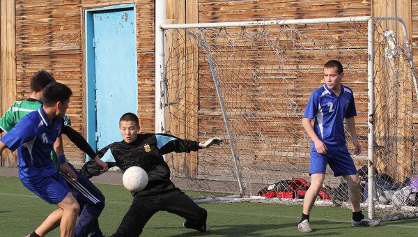 Турнир по мини-футболу стартовал в Омске