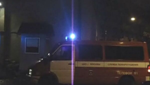 9 человек эвакуировали из горящего дома в центре Москвы 