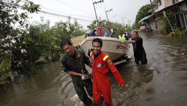 Последствия наводнения в Таиланде 