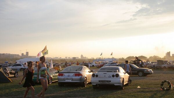 Автомобильный фестиваль на территории Тушинского аэродрома. Архивное фото