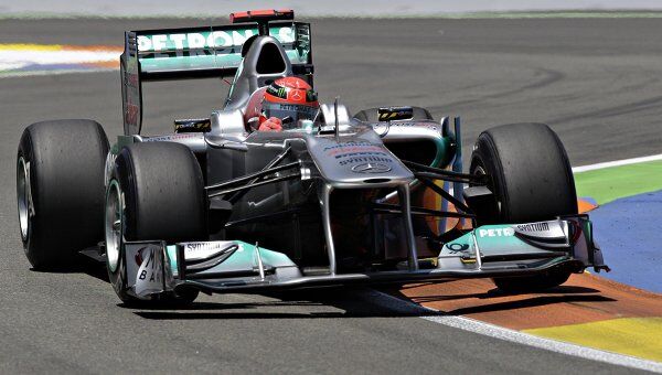 Михаэль Шумахер выиграл первую практику Гран-при Кореи в Ф-1