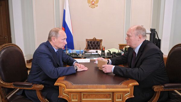 Премьер-министр РФ В.Путин встретился с губернатором Василий Бочкарев