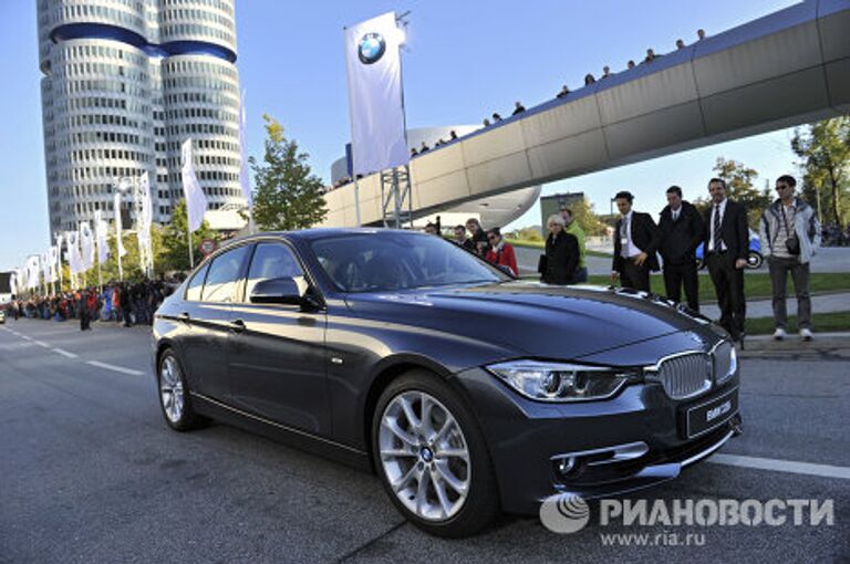 Концерн BMW представил новое поколение седана 3-й серии