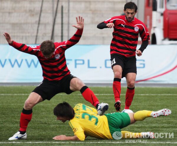 Игровой момент матча Амкар - Кубань