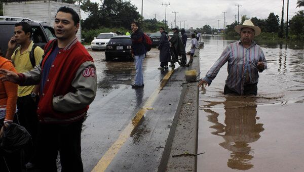 Последствия проливных дождей в Сальвадоре