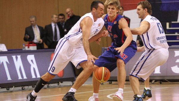 Баскетболисты ЦСКА обыграли Енисей в матче Единой лиги ВТБ в Москве