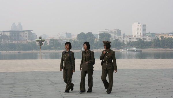 Военные в центре Пхеньяна. Архивное фото