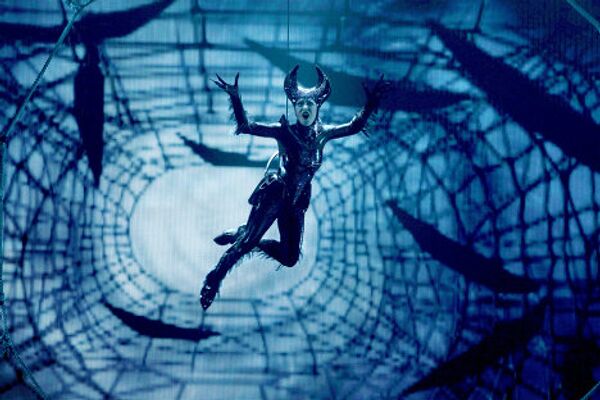 Паучиха Тарантула из шоу Zarkana от Cirque du Soleil 