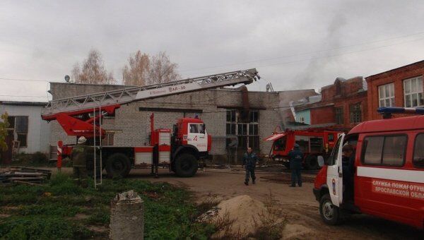 Пожар потушен на фабрике по производству валенок в Ярославле