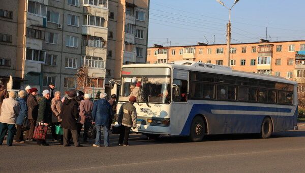 Дачники Арсеньева захватили автобус, который не смог их отвезти
