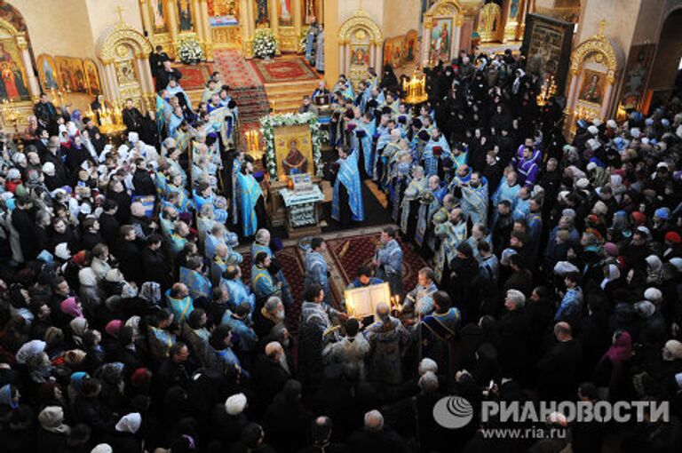 Прибытие пояса Пресвятой Богородицы в Санкт-Петербург