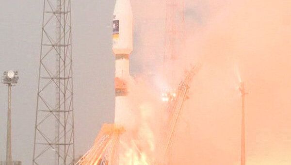 Первый запуск ракеты-носителя Союз-СТ. Видео с космодрома Куру в Гвиане  