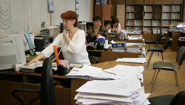 Чиновников в РФ будут штрафовать за невнимание к обращениям граждан