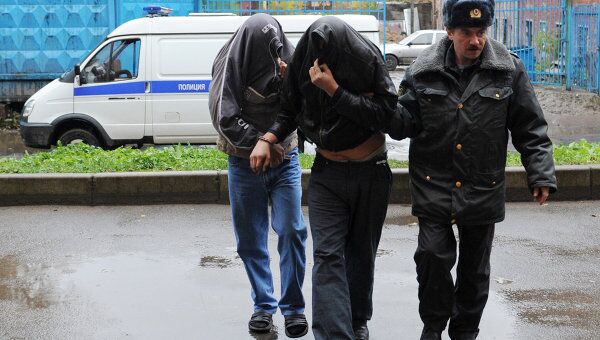 Подозреваемые в убийстве болельщика Зенита доставлены в Невский суд Санкт-Петербурга