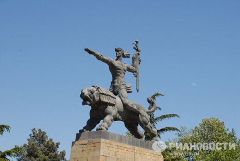 Монумент Победы в городе Гори