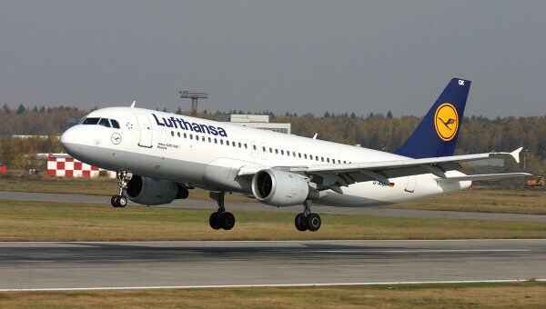 Самолет Lufthansa совершил аварийную посадку в пермском аэропорту