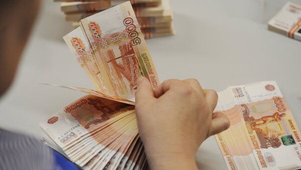 Реальный эффективный курс рубля за 2 месяца вырос на 4,2%
