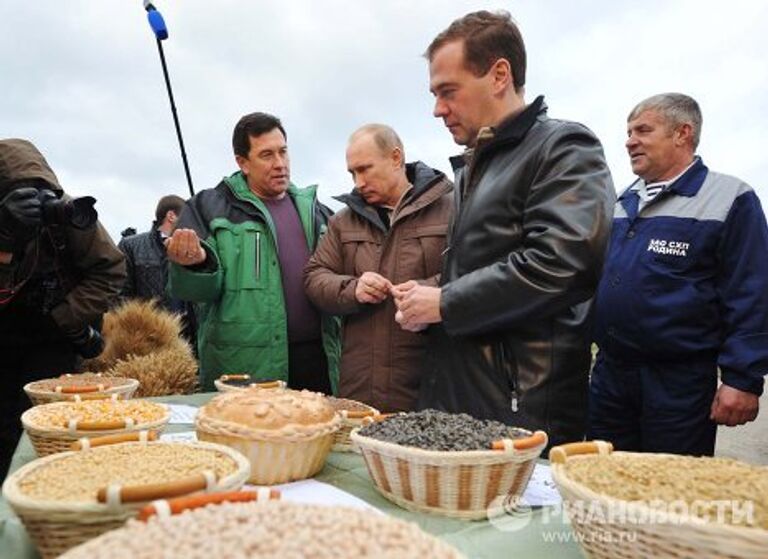 Рабочая поездка Д.Медведева и В.Путина в Ставрополь