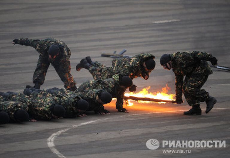 Показ техники в рамках выставки Интерполитех-2011