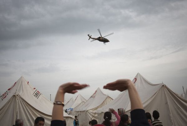 Помощь пострадавшим в результате землетрясения в турецкой провинции Ван