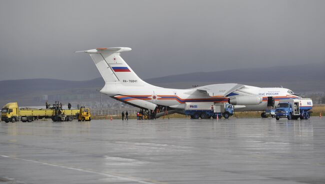 Самолет Ил-76 МЧС России, архивное фото