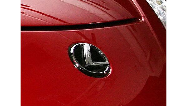 Автоконцерн Toyota приостанавливает выпуск автомобилей Lexus GX460