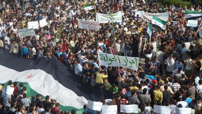Антиправительственные выступления в Сирии близ города Хомс