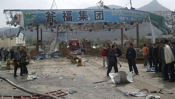 Взрыв возле автозаправочной станции в поселке Мачанпин в китайской юго-западной провинции Гуйчжоу