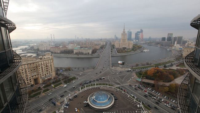 Вид со здания мэрии Москвы. Архив