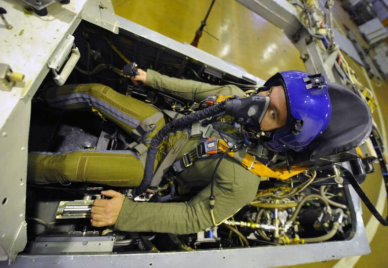 Испытания ППК нового поколения для пилотов истребителя Т-50