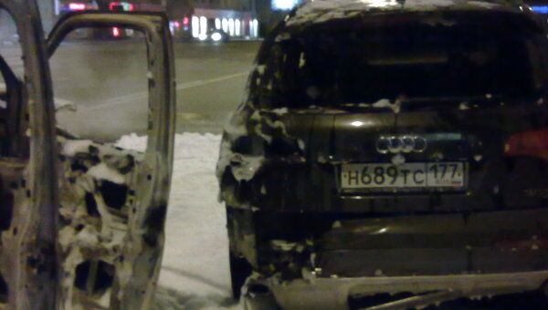 Два авто сгорели на проспекте Мира