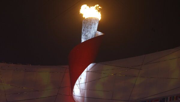 НОК Греции запретил нести факел Олимпийского огня спортсменам, уличенным в допинге
