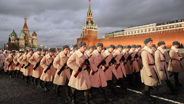 Все элементы парада 1941 года впервые повторят на Красной площади