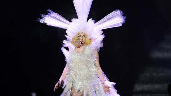 Леди Гага получила больше всех наград MTV EMA в Белфасте 