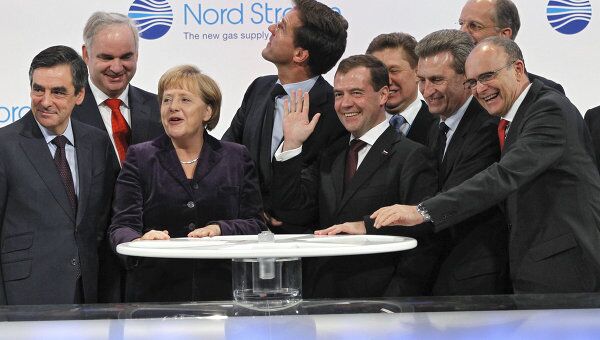 Лидеры РФ, Германии, Франции и Голландии дали старт Северному потоку