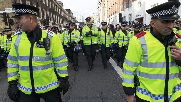 Полицейские в центре Лондона. Архив