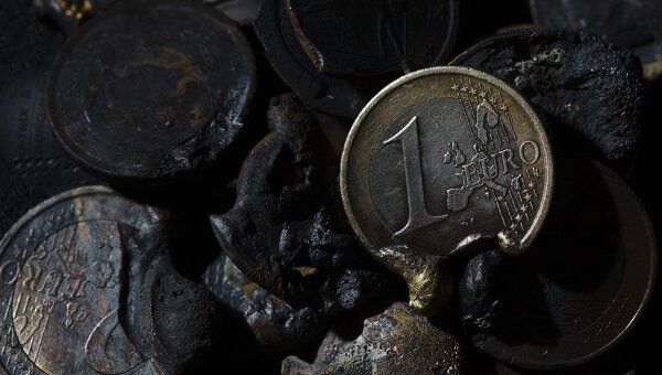 Расплавленные монеты евро