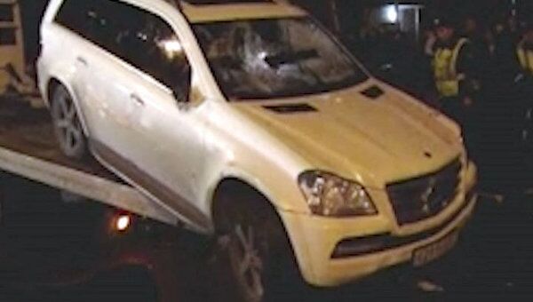 Nissan насмерть сбил двух пешеходов на юге Москвы 